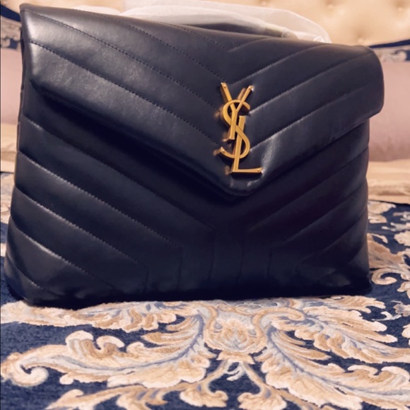 Authentic new Saint Lauren Loulou bag - Picture 3 of 11